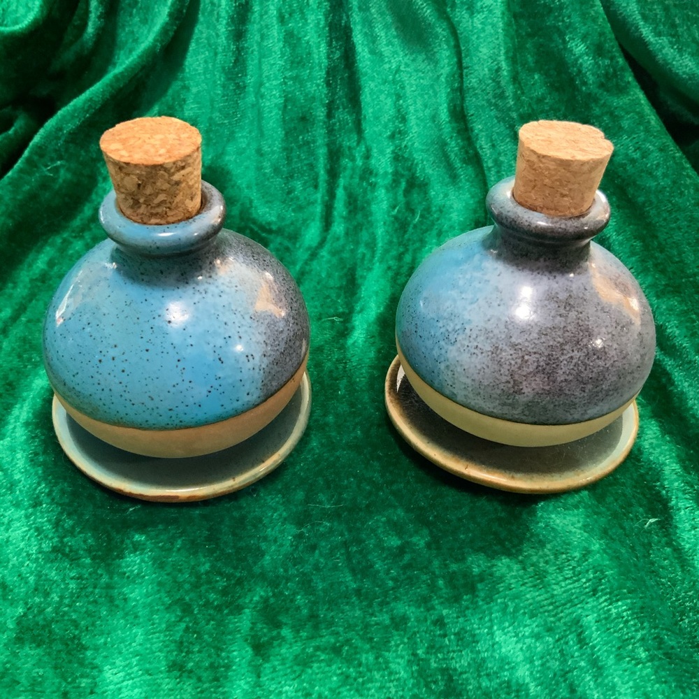 Pair of Oil Diffusers